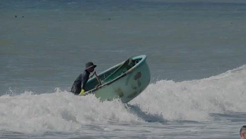 海滩宾馆逃生